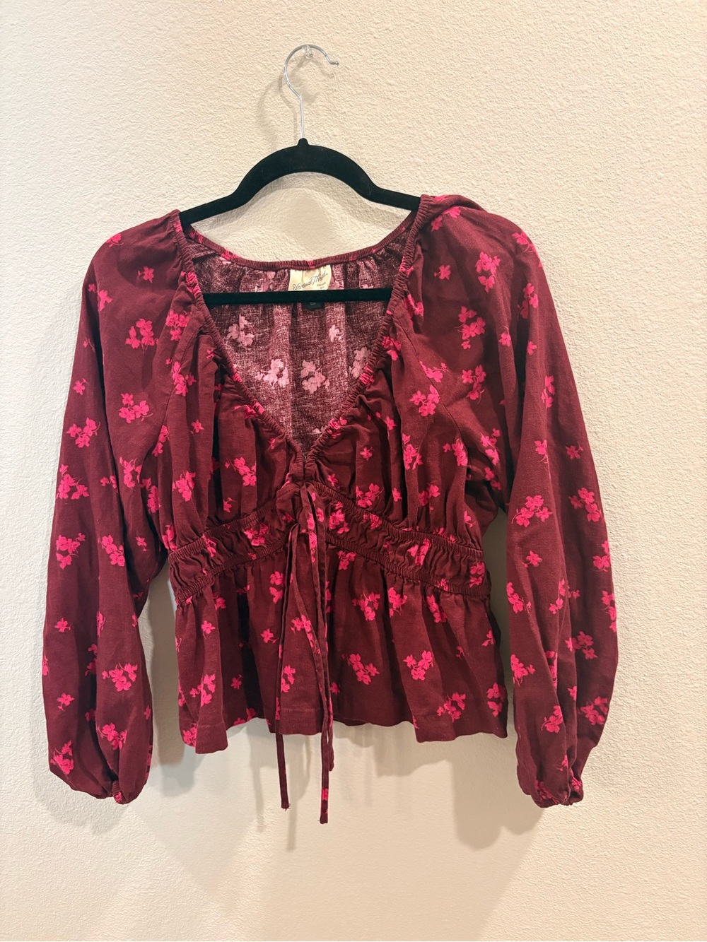 Universal Thread Burgundy Floral Tie-Front Peasant Blouse